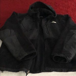 Men’s black north face jacket